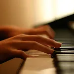 Learn how to play Piano icon